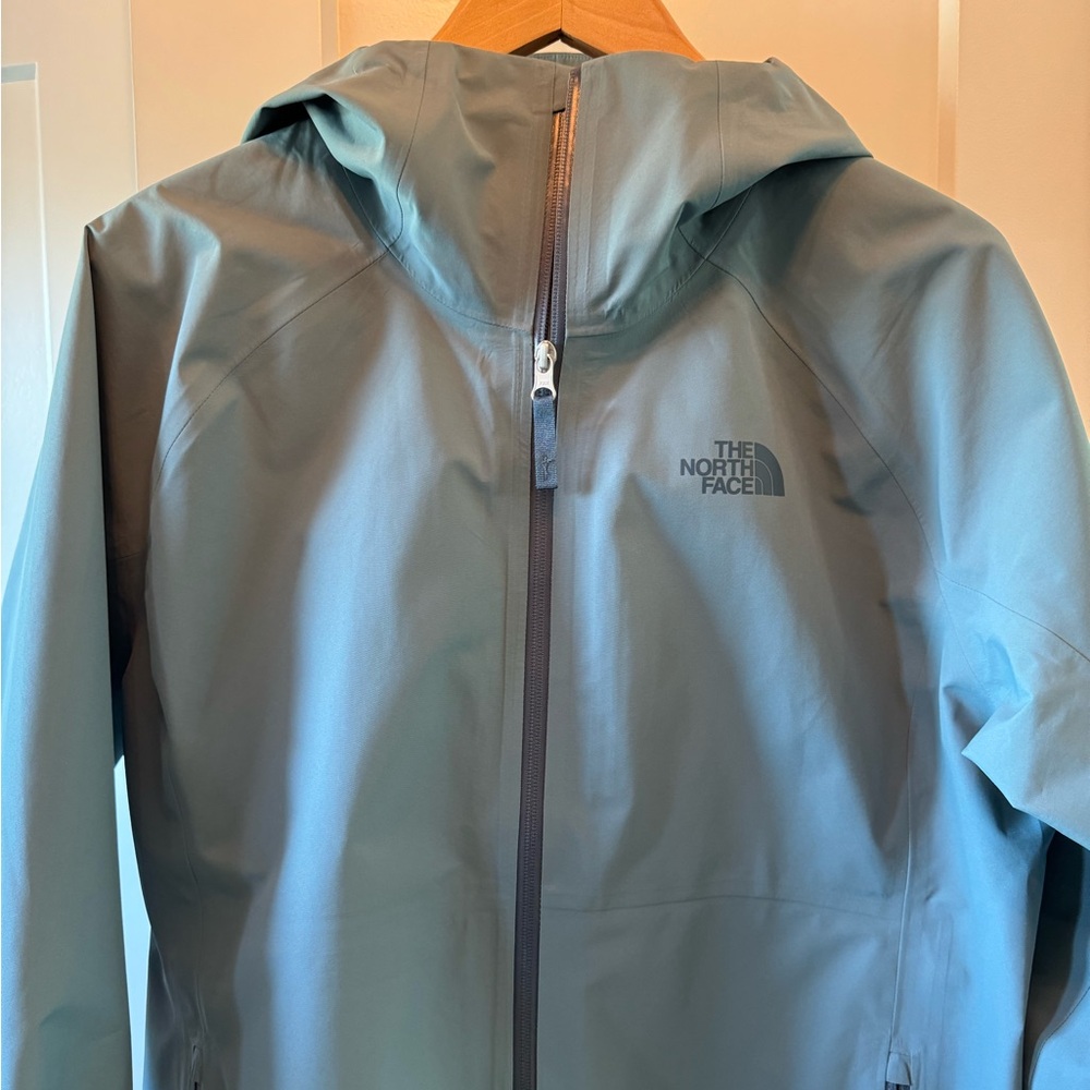 NWOT - THE NORTH FACE DRYZZLE FUTURELIGHT SHELL PARKA WOMEN'S, SZ = XLarge